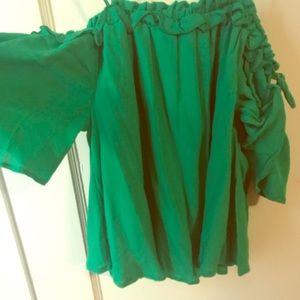 Cute off shoulder green top